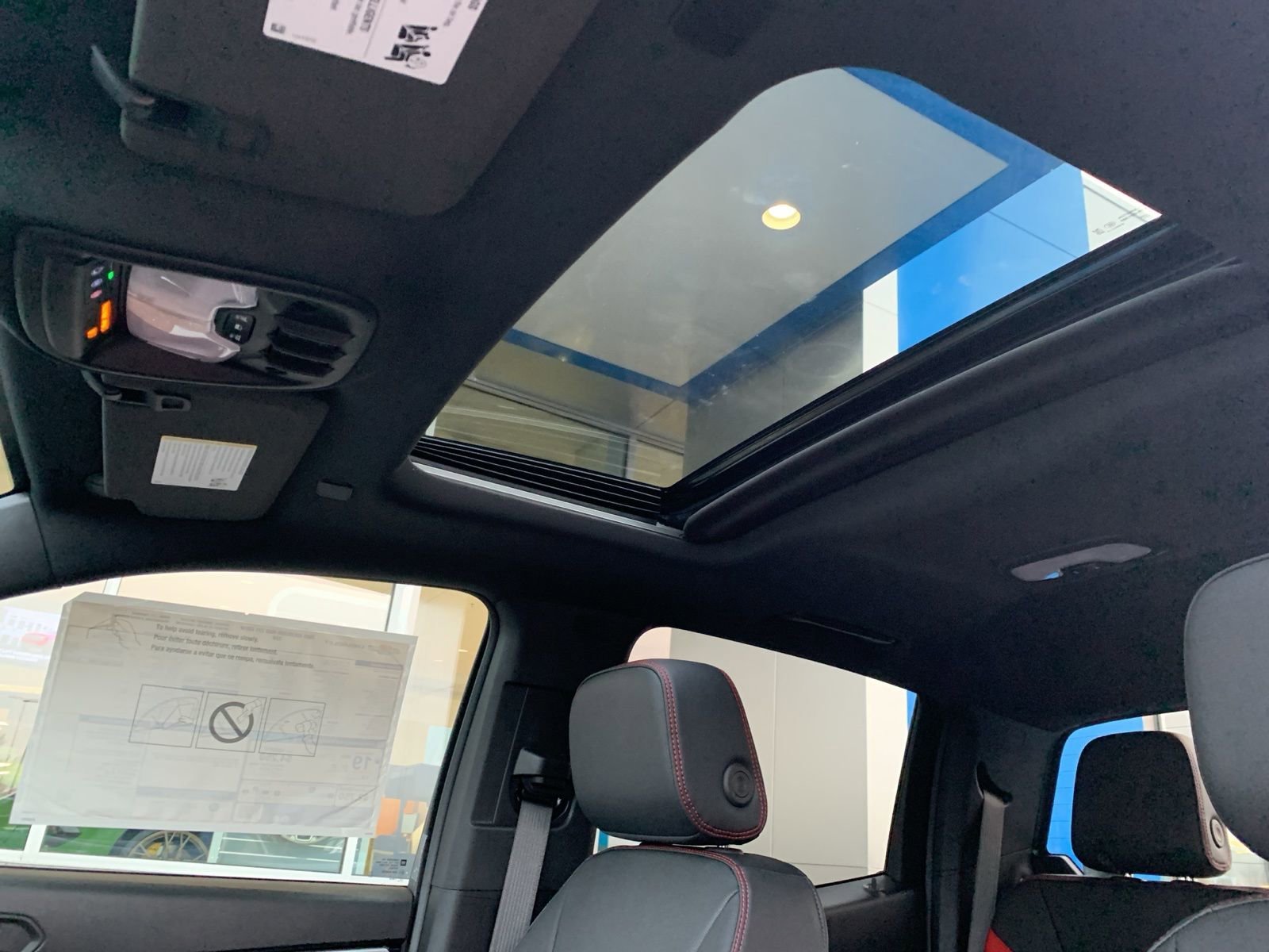 2025 Chevrolet Colorado Z71 - Photo 16