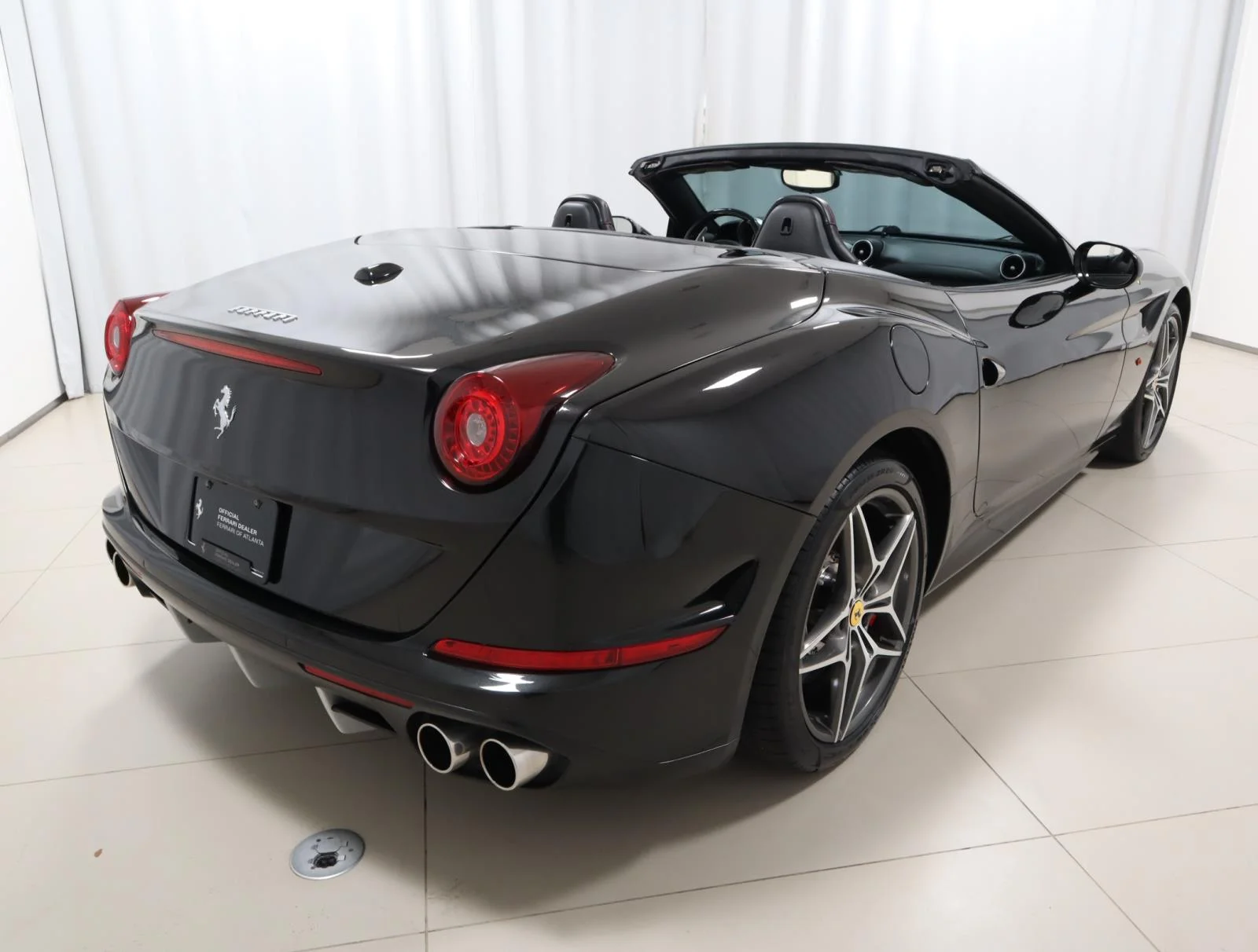 Used 2016 Nero Daytona Metallic Ferrari T 2dr Conv image 9