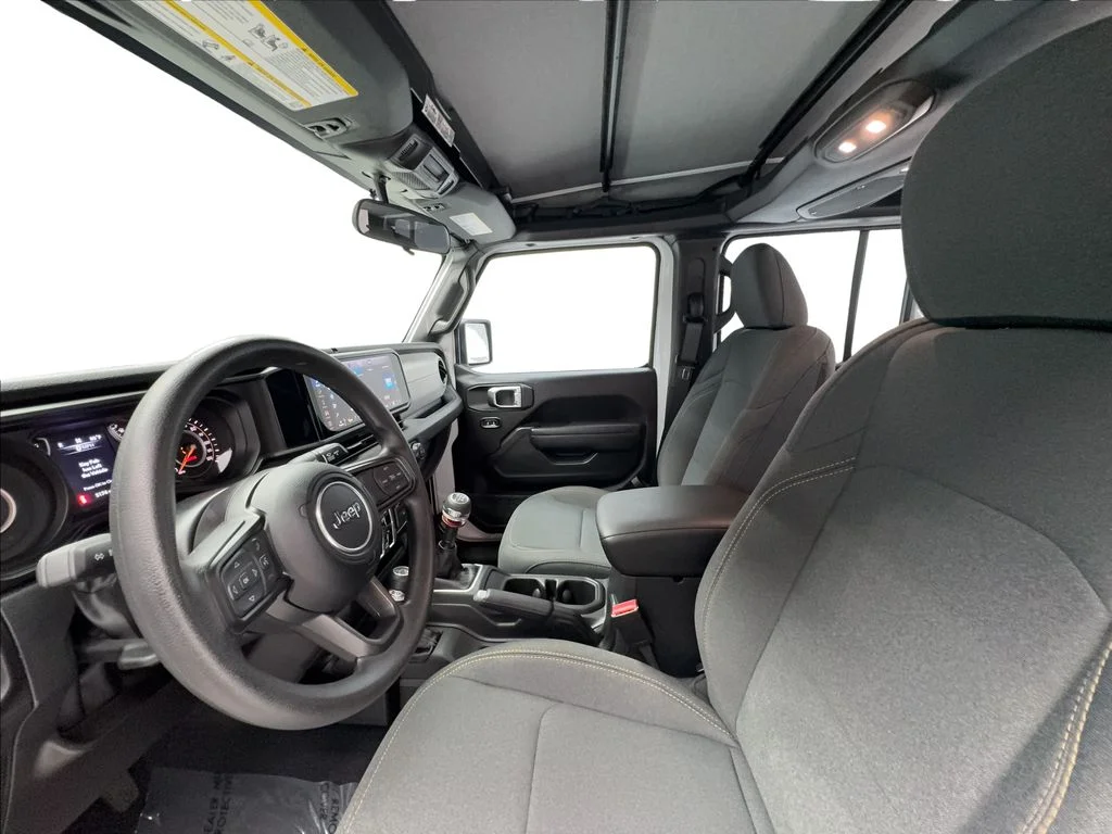 Used 2025 White Jeep Sport image 18