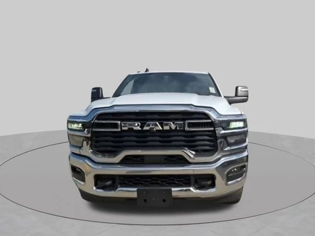 2026 RAM 3500 Chassis Tradesman - Photo 11