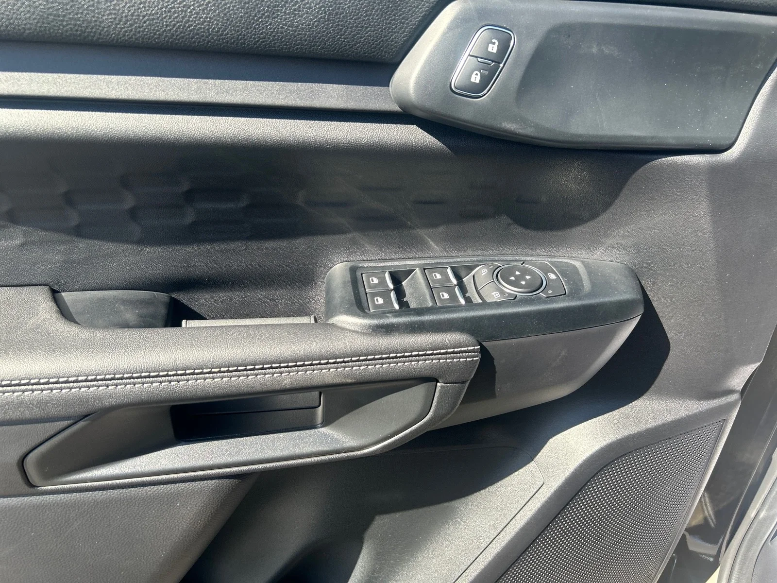 New 2026 Marsh Gray Ford XLT image 10