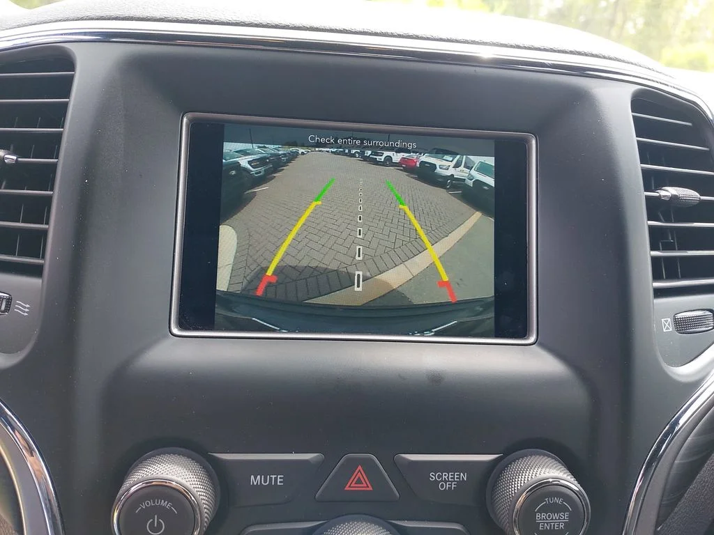 Used 2020 Gray Jeep Laredo E image 22