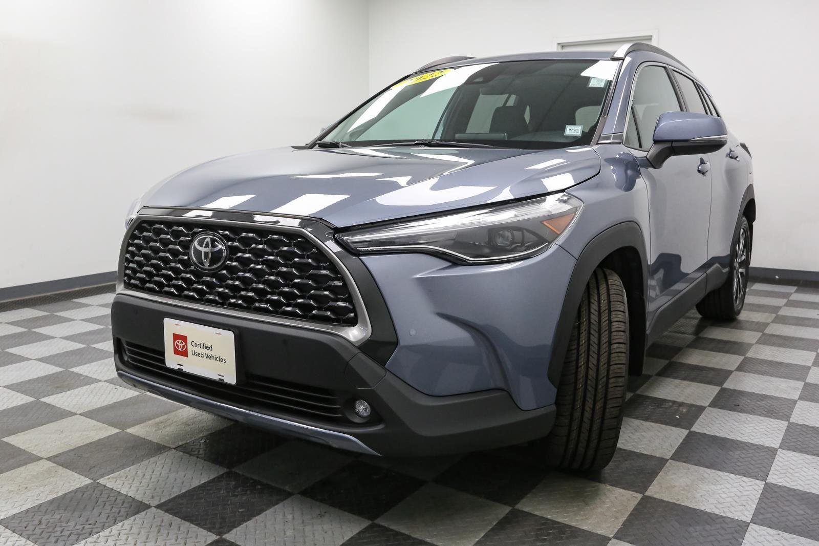 2022 Toyota Corolla Cross XLE photo 4