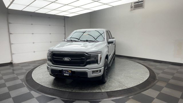 Used 2024 Avalanche Gray Ford LARIAT image 38