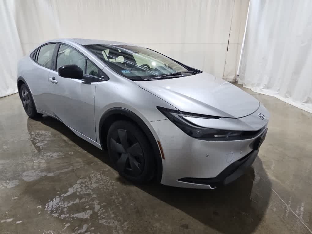 Used 2025 Cutting Edge Toyota LE image 8
