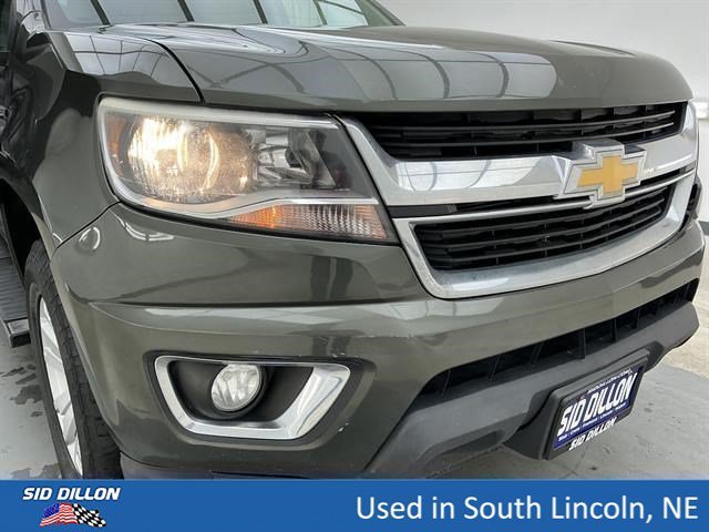 Used 2018 DEEPWOOD GREEN METALLIC Chevrolet 4WD LT image 26