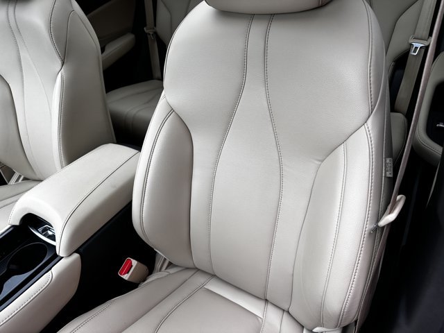 Used 2023 Performance Red Pearl Acura SH-AWD/Apple Carplay/Rear Camera image 5