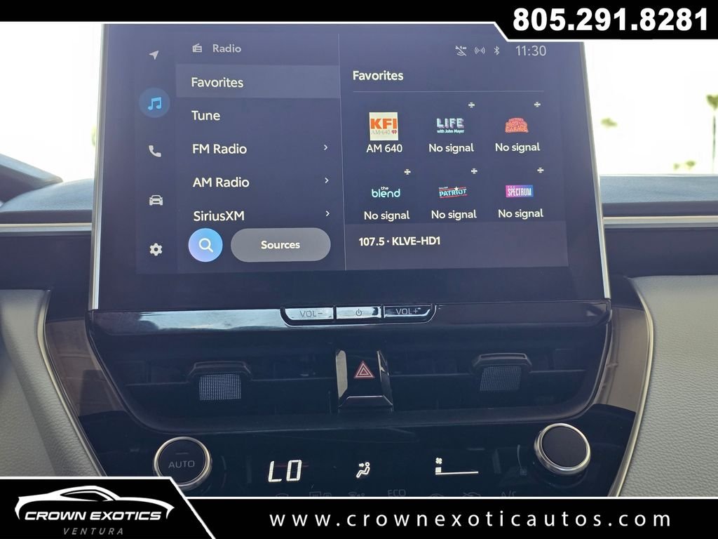 Used 2025 White Toyota FX image 27