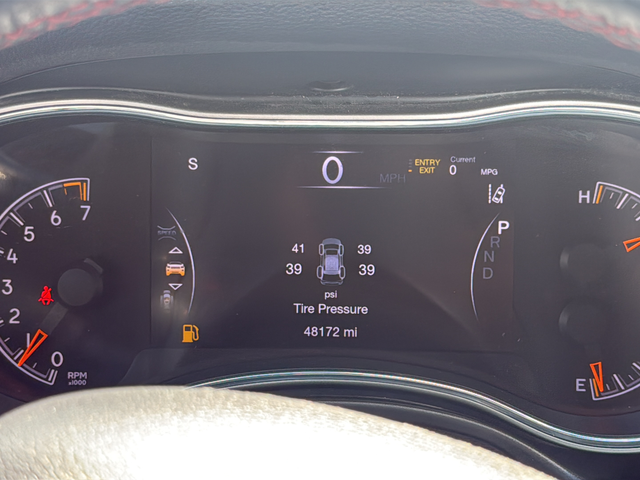 Used 2021 Red Jeep Trailhawk image 12