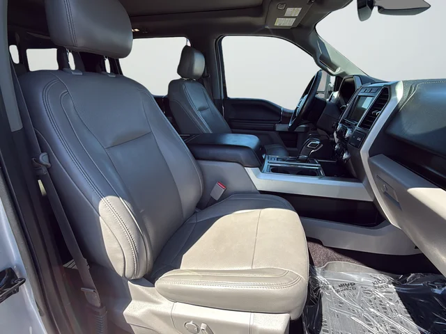 Used 2017 Silver Ford Lariat image 10