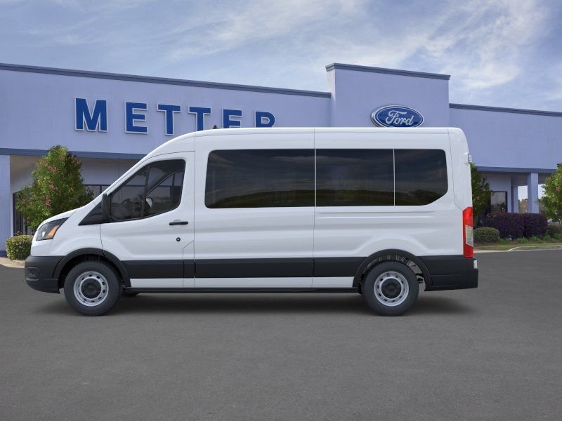 New 2026 Oxford White Ford Passenger Van XL image 32