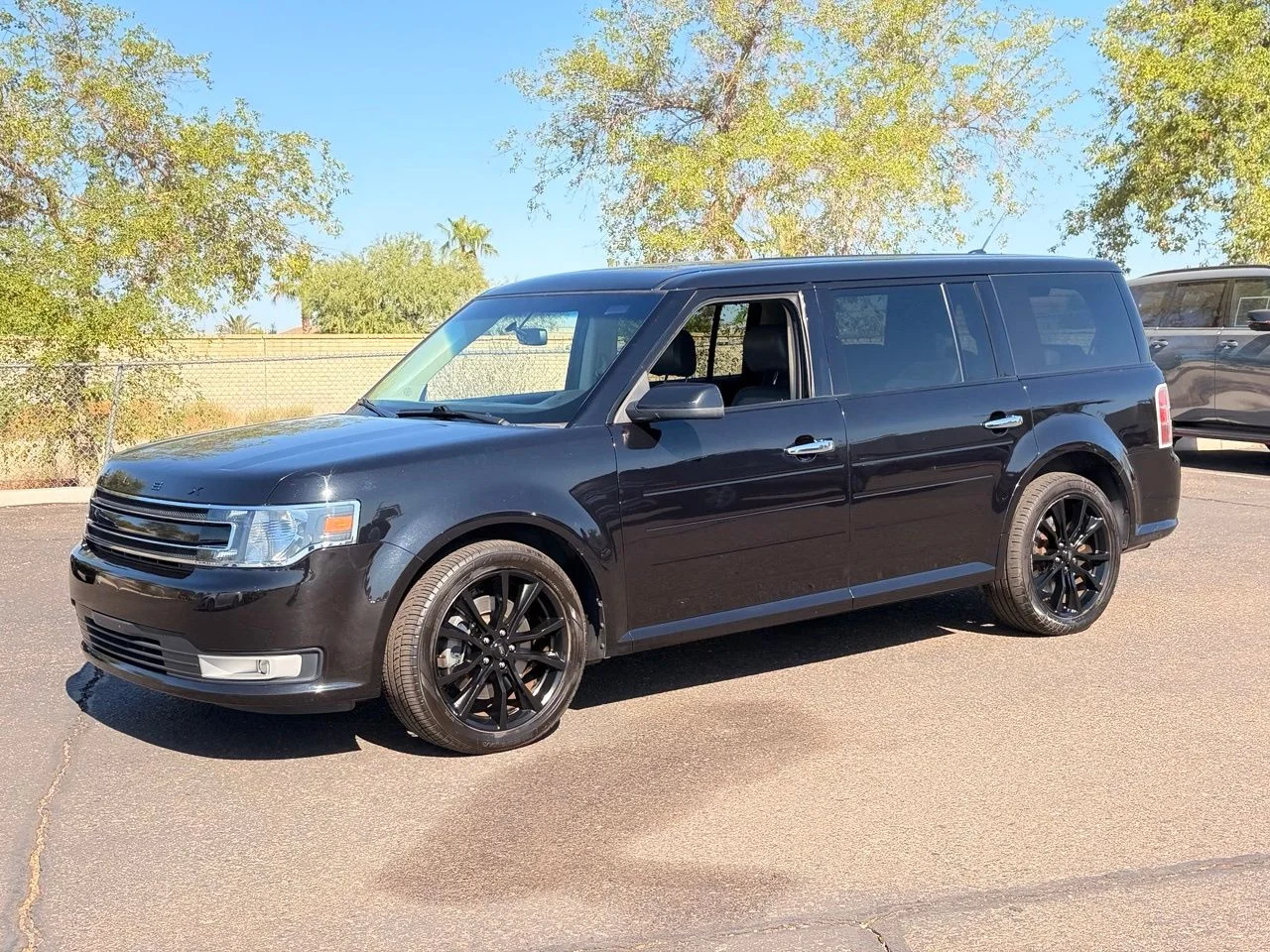 Used 2019 Agate Black Ford SEL image 3