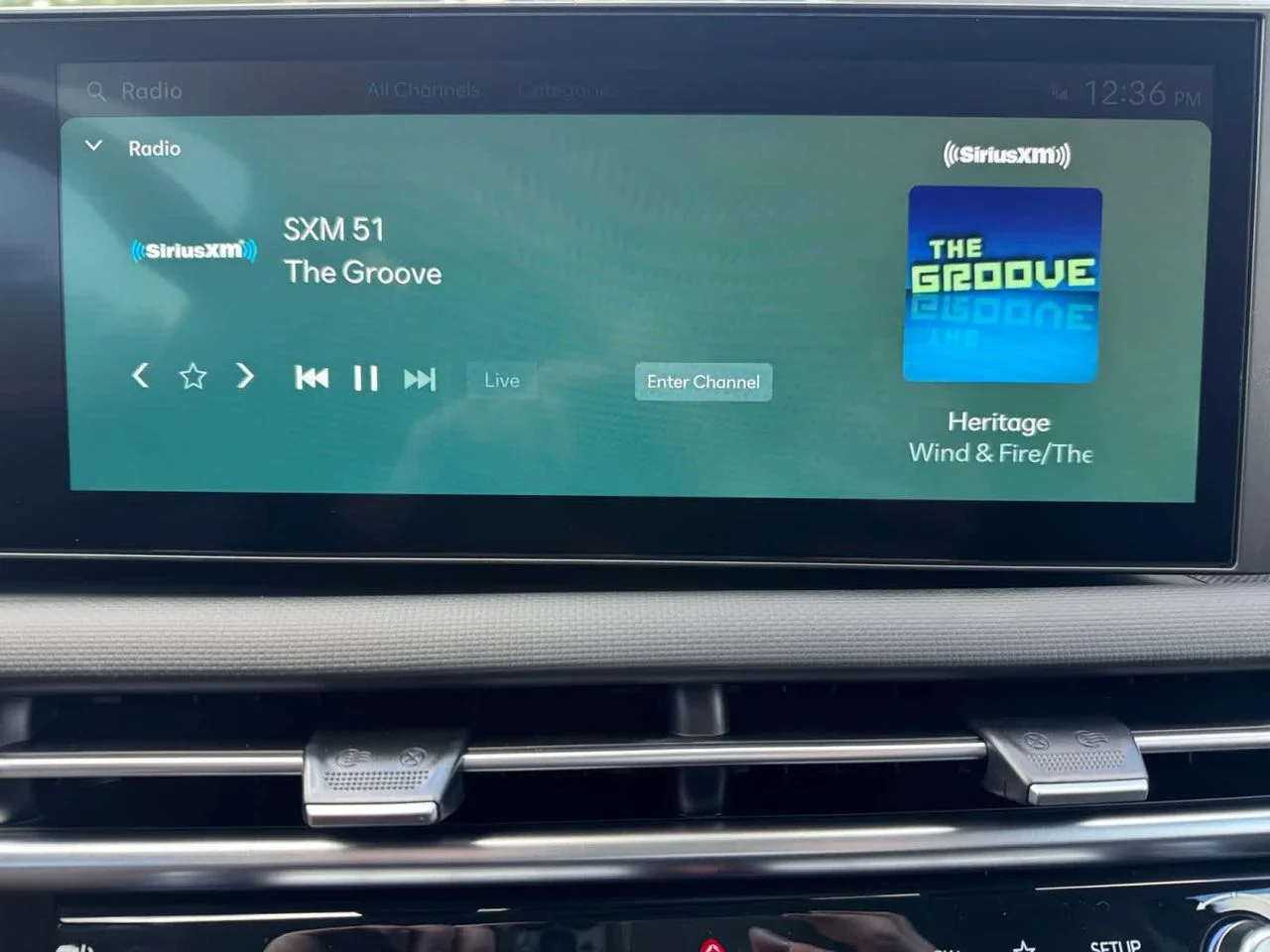 New 2026 White Hyundai SEL Plus AWD image 11