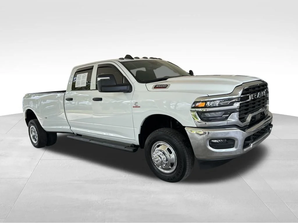 2026 RAM 3500 Tradesman 4X4 Crew Cab LWB's photo