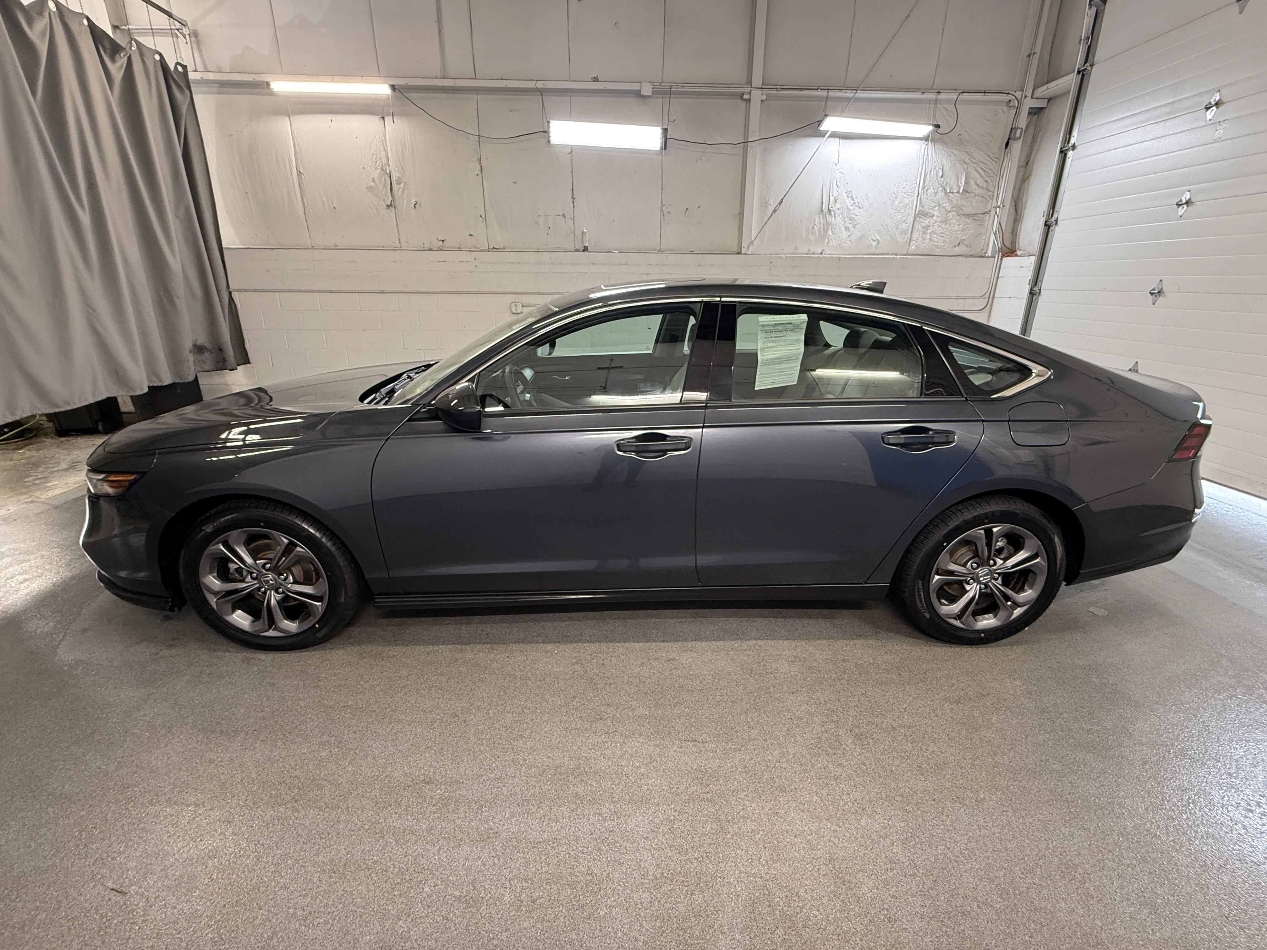 Certified Used 2023 Meteorite Gray Metallic Honda EX image 4