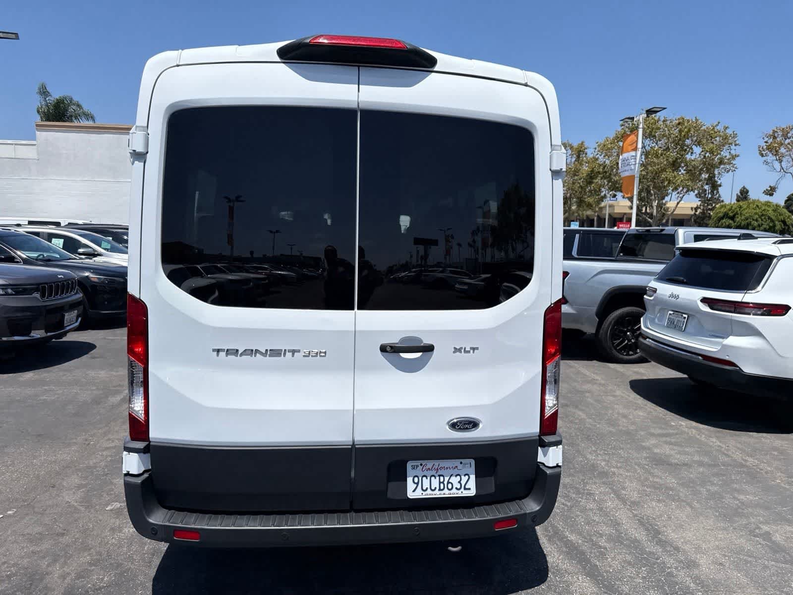 Used 2022 Oxford White Ford XLT image 16