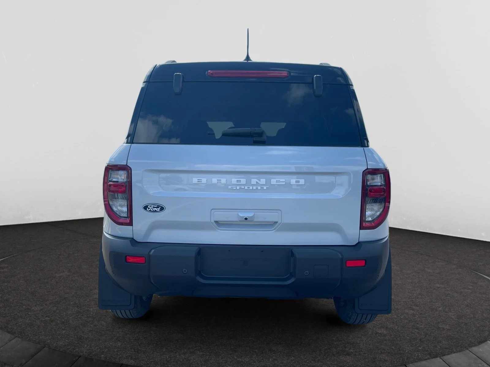 New 2026 Space White Metallic Ford Outer Banks image 4