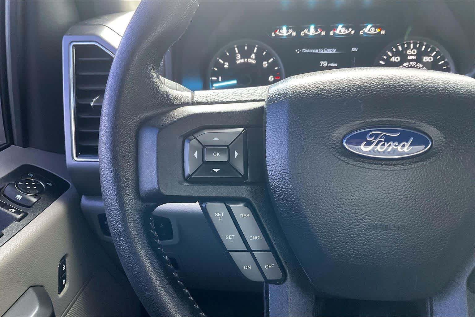 Used 2019 Agate Black Metallic Ford XLT image 23