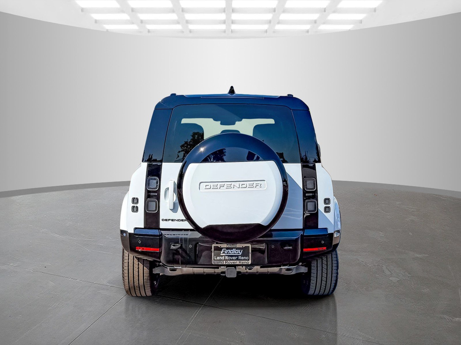 New 2026 Fuji White Land Rover X-Dynamic SE image 4