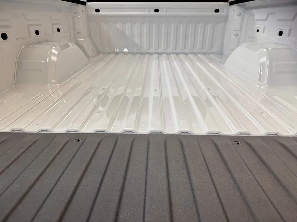 New 2026 Summit White GMC Elevation image 8