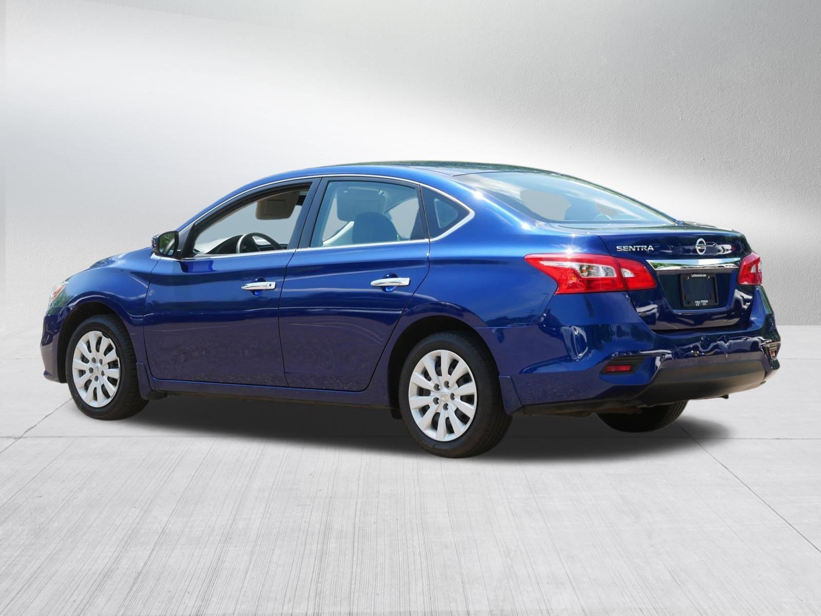 Used 2017 Deep Blue Pearl Nissan S image 5