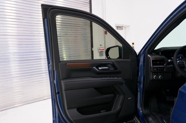 2026 GMC Yukon XL Denali - Photo 12