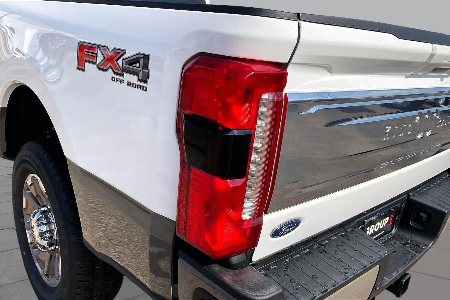 New 2026 Star White Metallic Tri-Coat Ford F-250® King Ranch® image 14