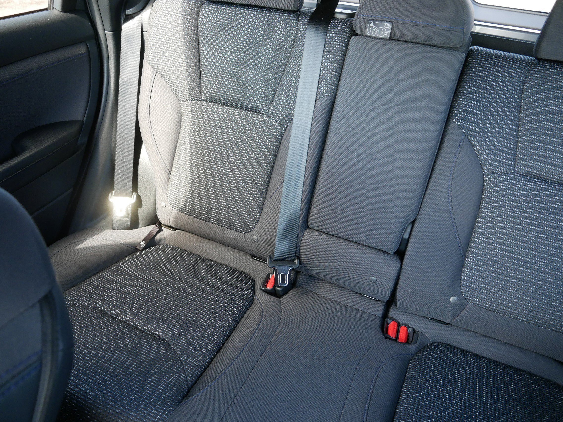 Used 2025 Crystal Black Silica Subaru Premium image 12