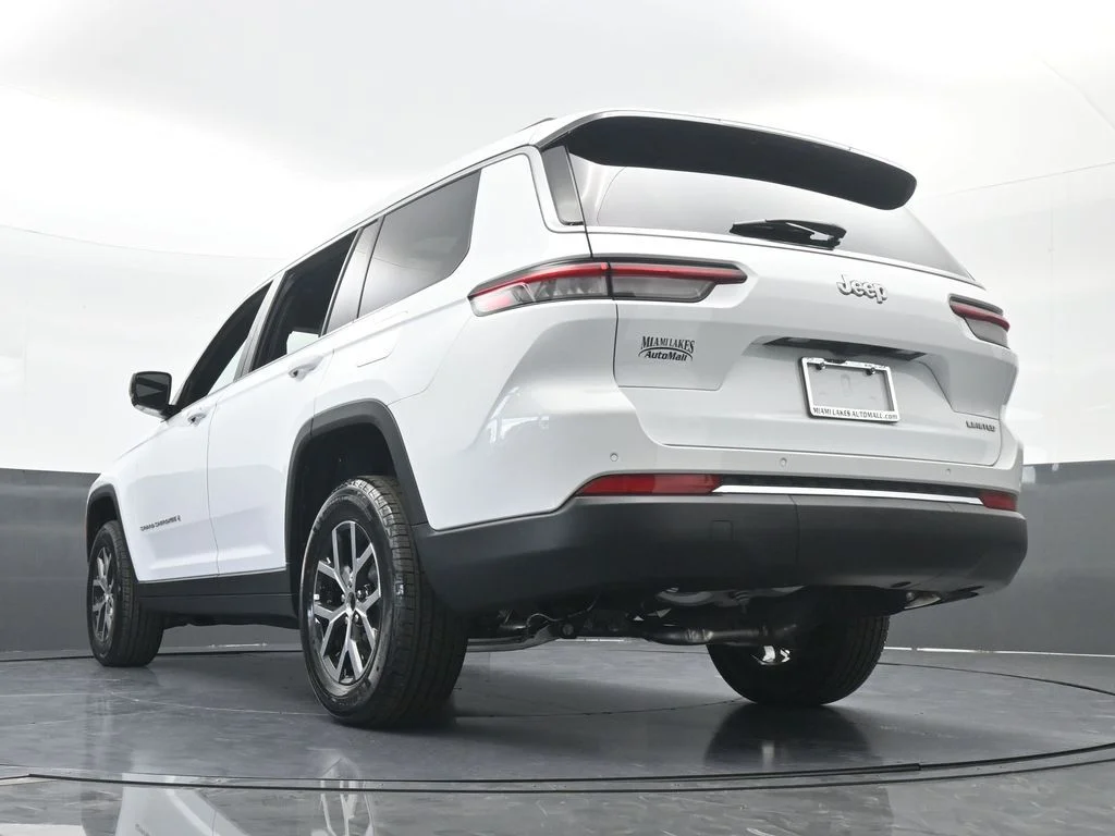 Used 2025 Bright White Clearcoat Jeep Limited image 55