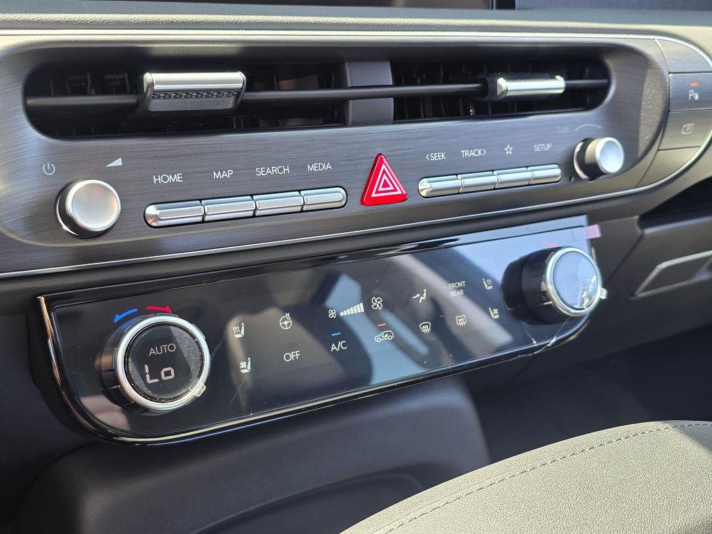 New 2026 Gray Hyundai SEL Premium FWD image 33
