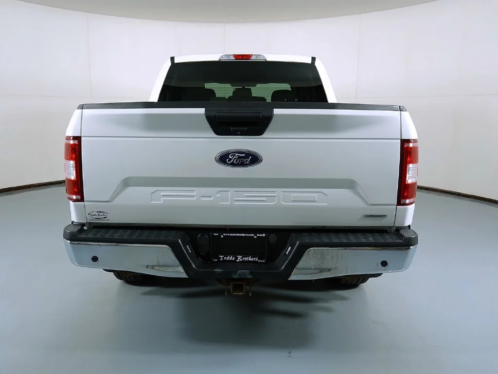 Used 2018 White Ford XL image 6