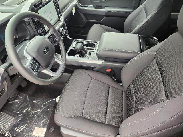New 2026 Carbonized Gray Metallic Ford XLT image 32