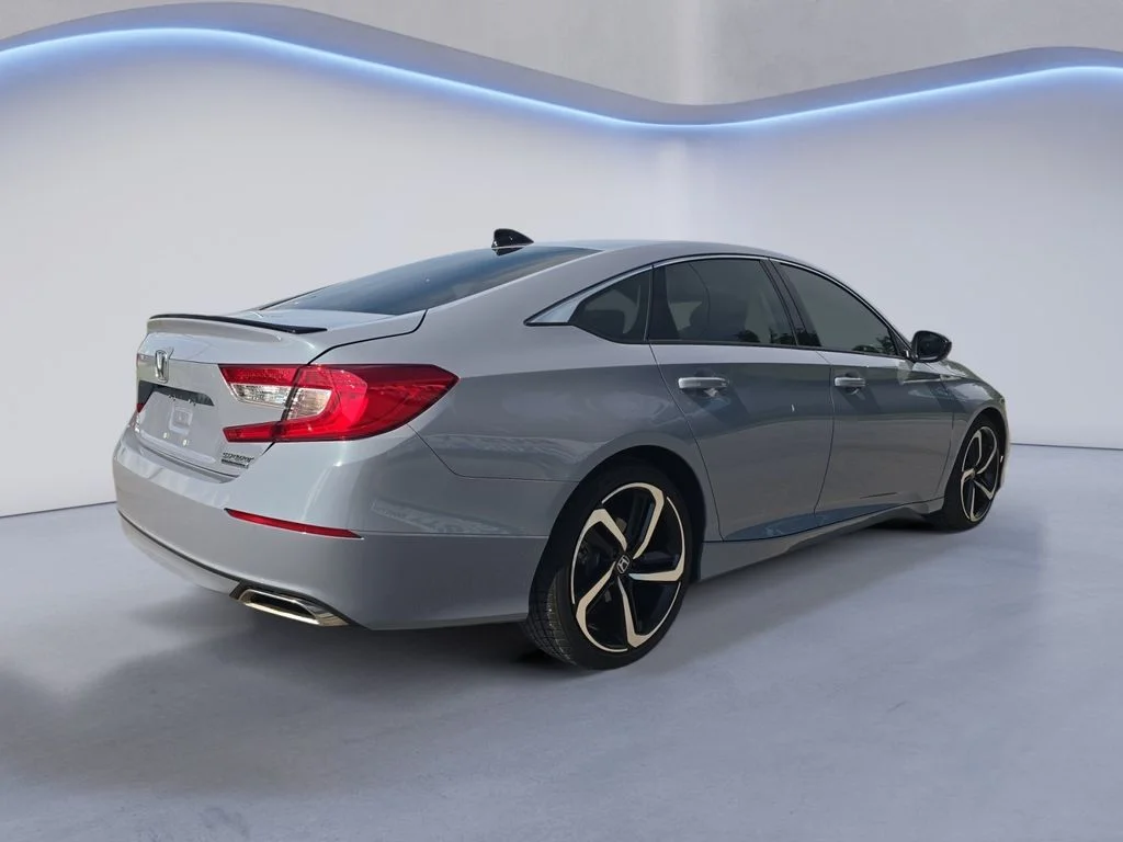 Used 2022 Sonic Gray Pearl Honda Sport SE image 6