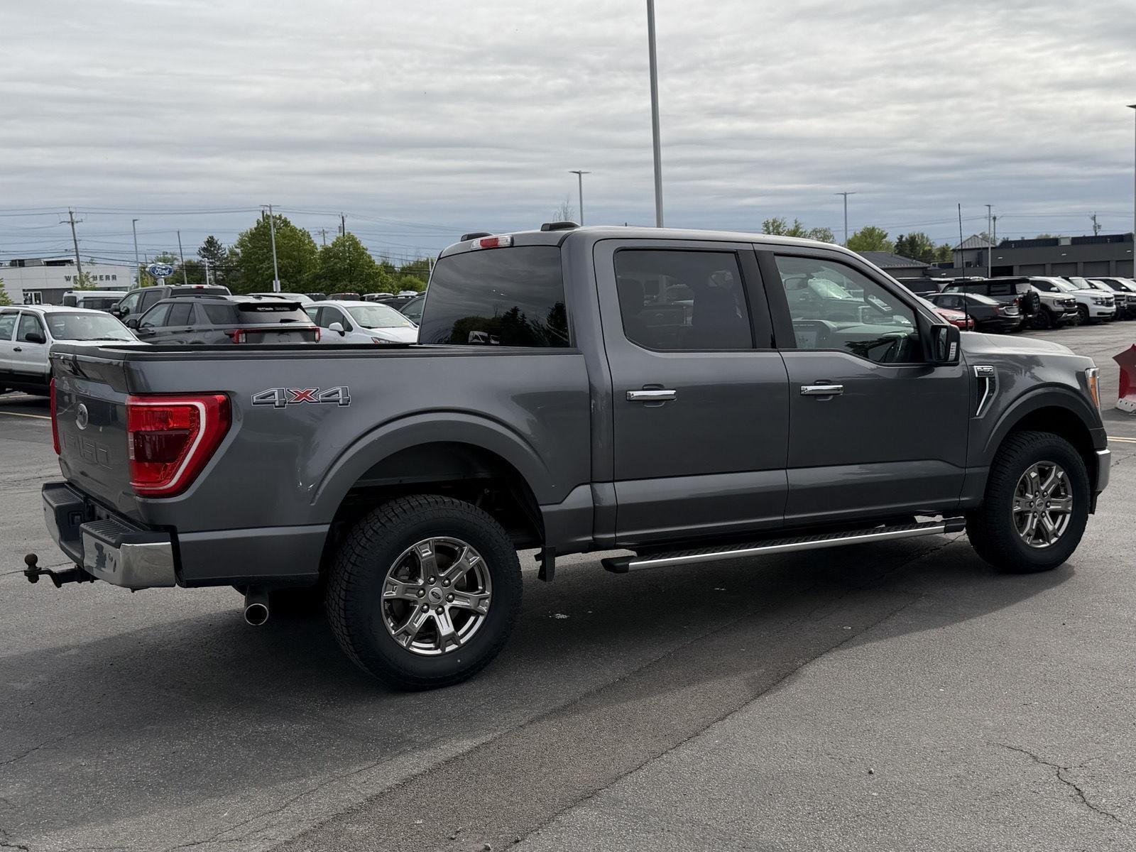 Used 2022 Carbonized Gray Ford XLT image 4