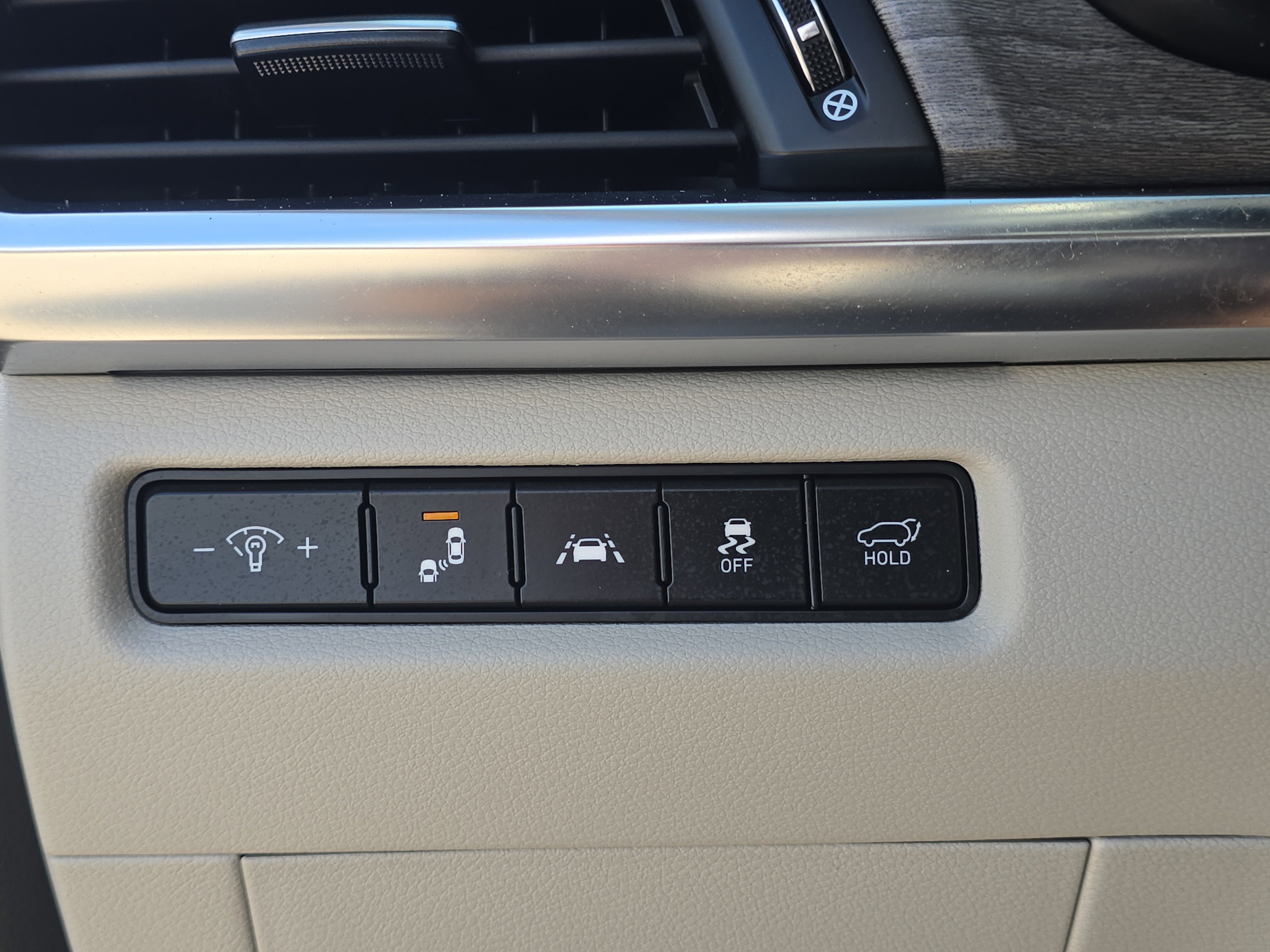 Used 2020 Sangria Kia EX image 31