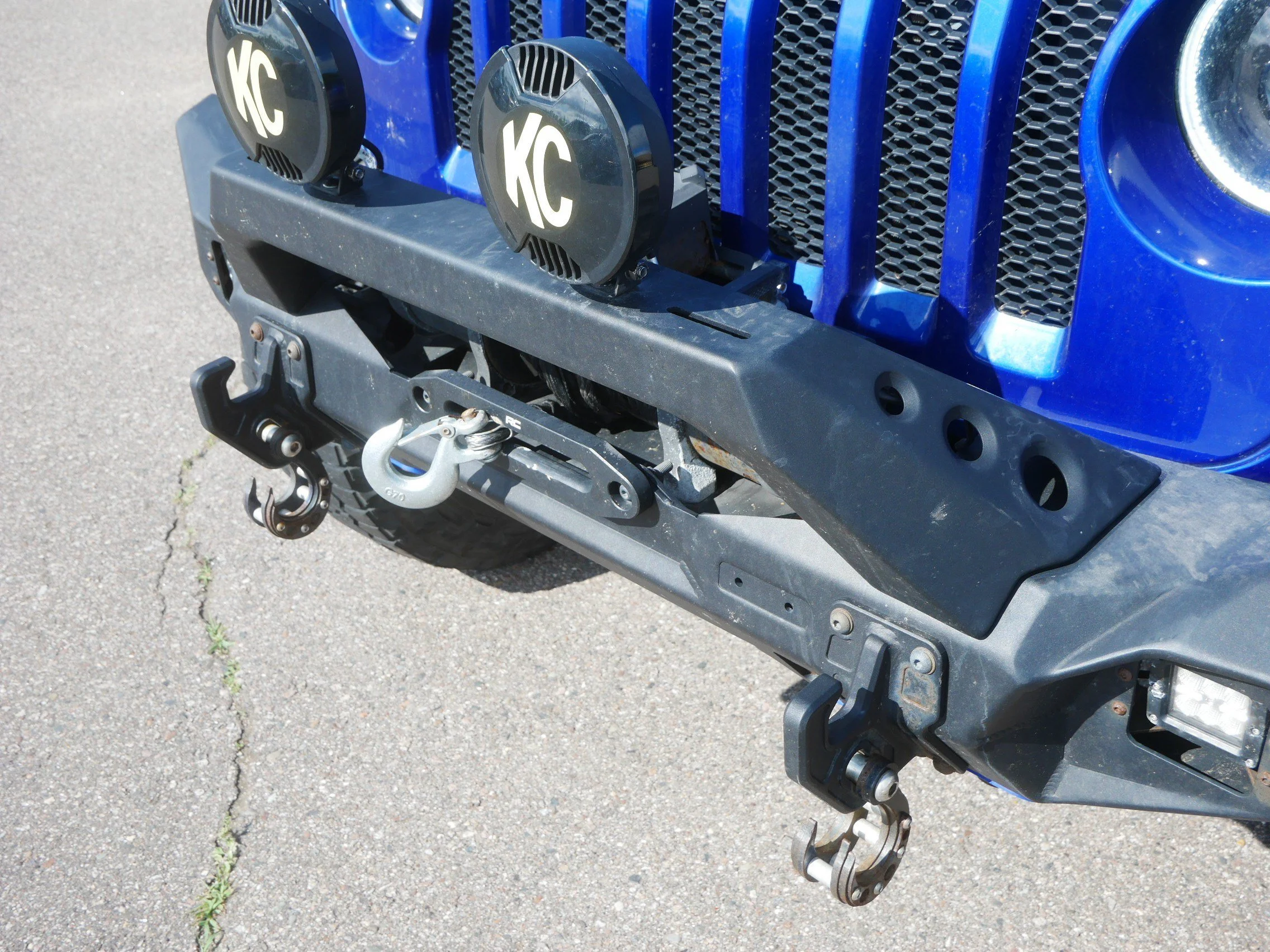 Used 2019 Ocean Blue Metallic Clearcoat Jeep Sport S image 15