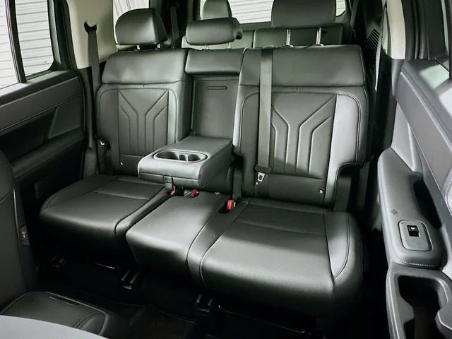 New 2026 Hyundai SANTA FE HYBRID SEL