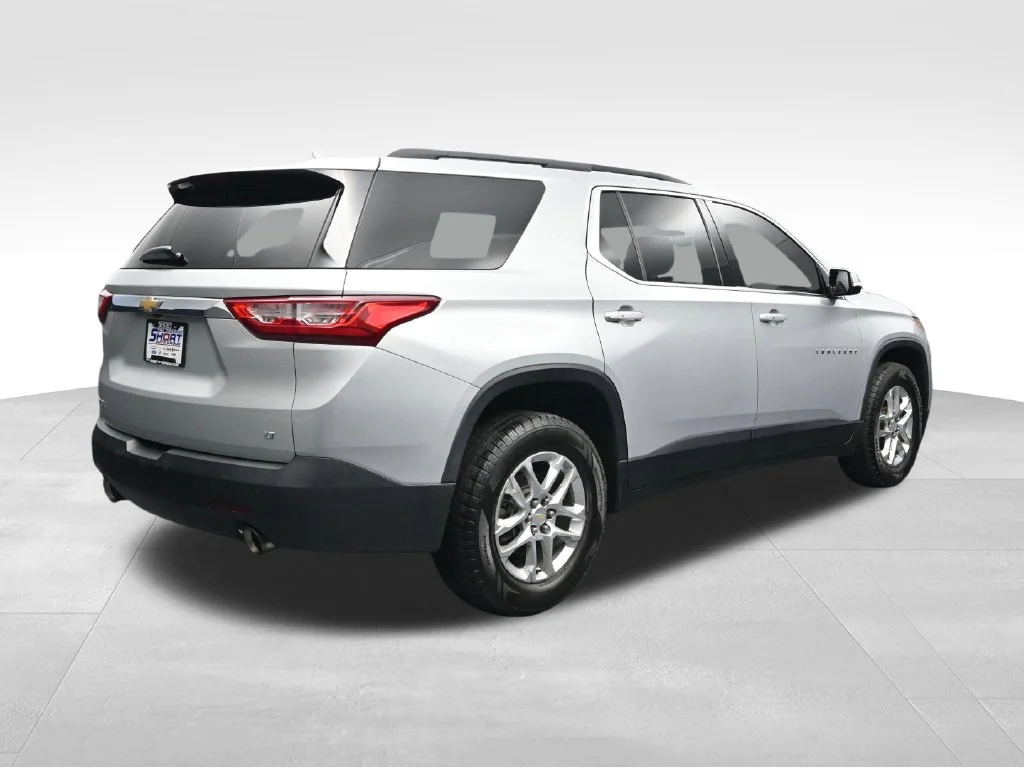 Used 2019 Silver Chevrolet 3LT image 5