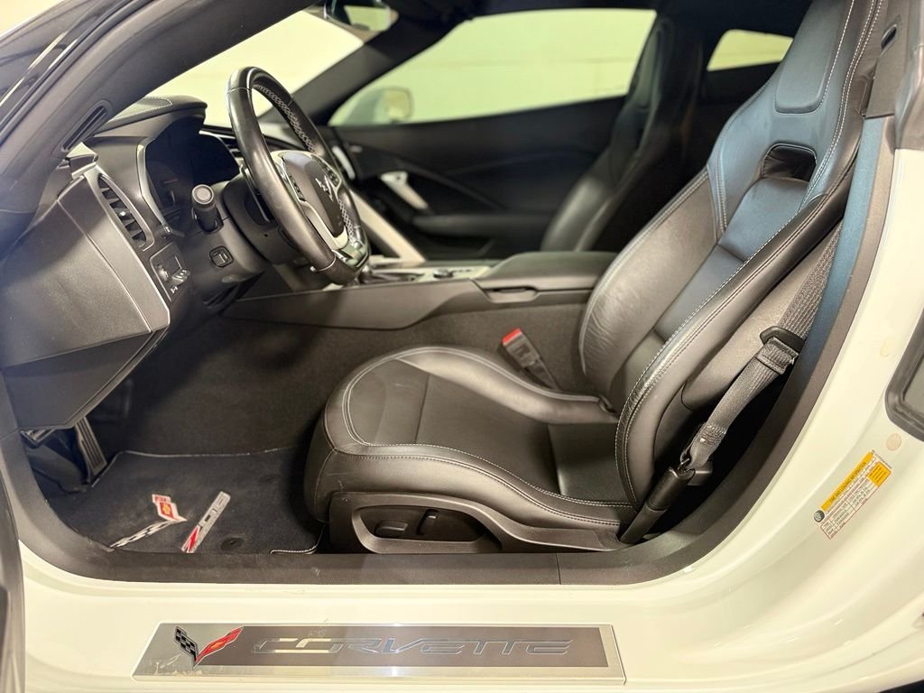 Used 2019 White Chevrolet Z06 image 11