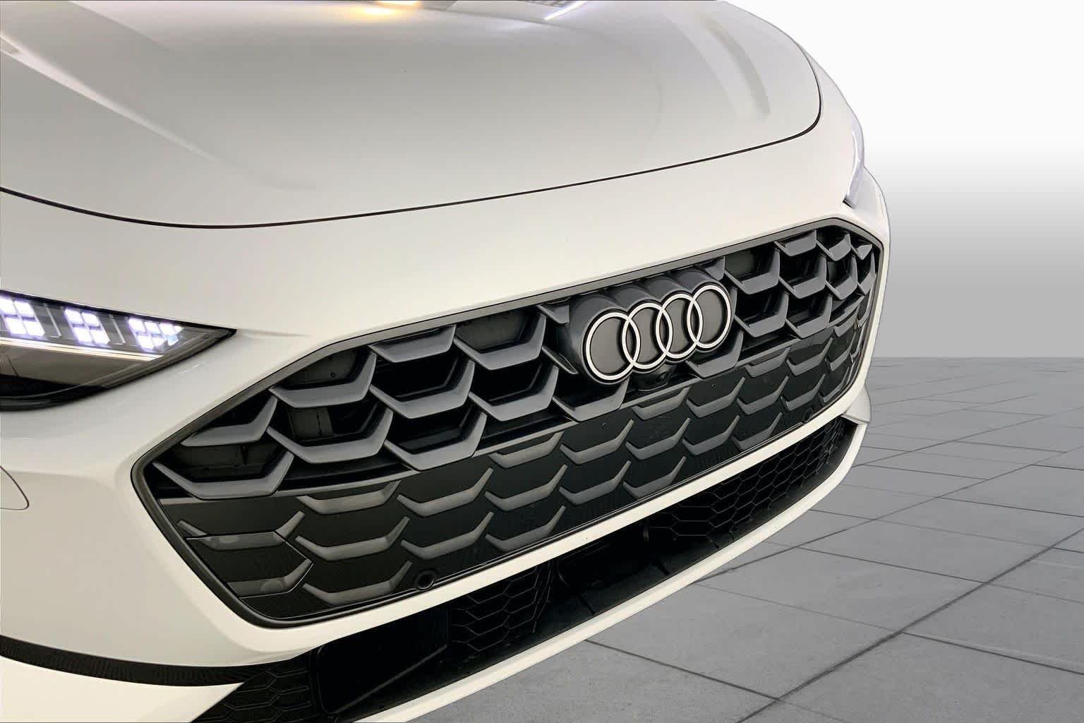 Used 2025 Glacier White Metallic Audi Premium Plus image 32