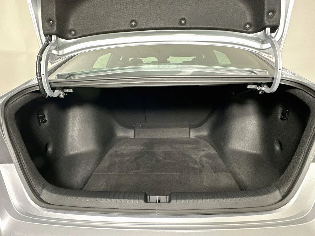 Used 2025  Honda Sport-L image 26