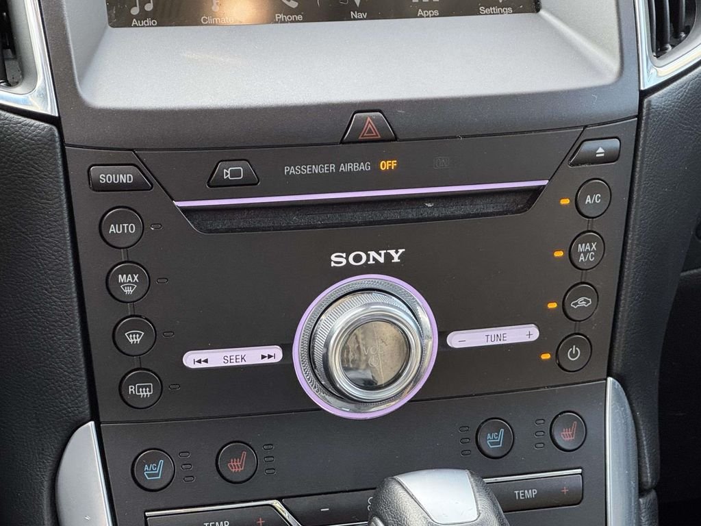 Used 2018 White Ford Sport image 20