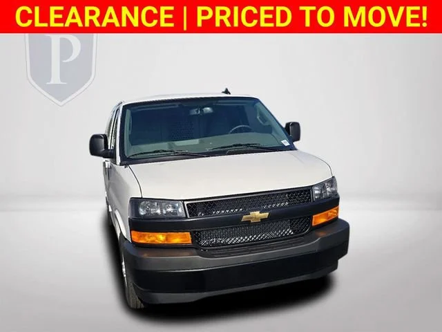 2025 Chevrolet Express Cargo Work Van - Photo 14
