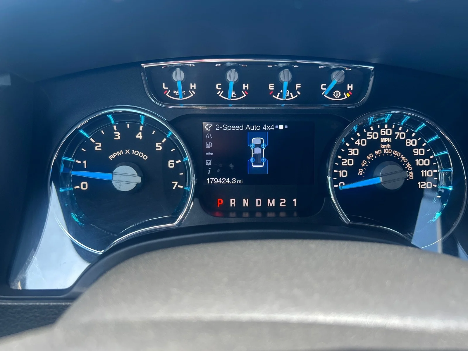Used 2013 Blue Ford Lariat image 14