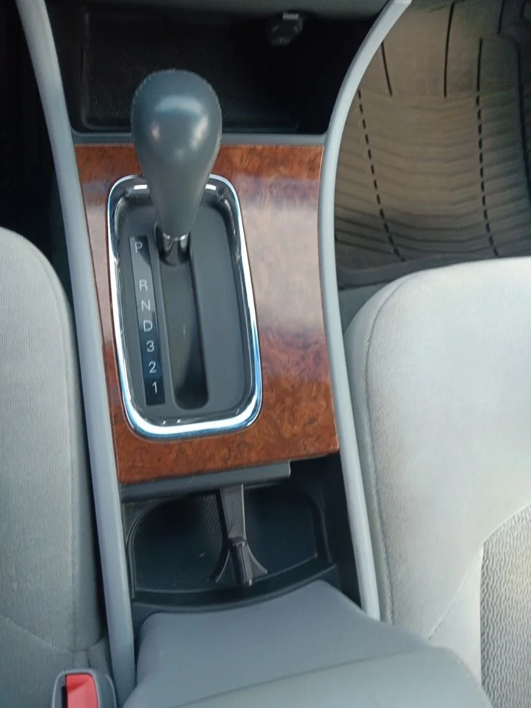 Used 2006 Cardinal Red Metallic Buick CX image 27
