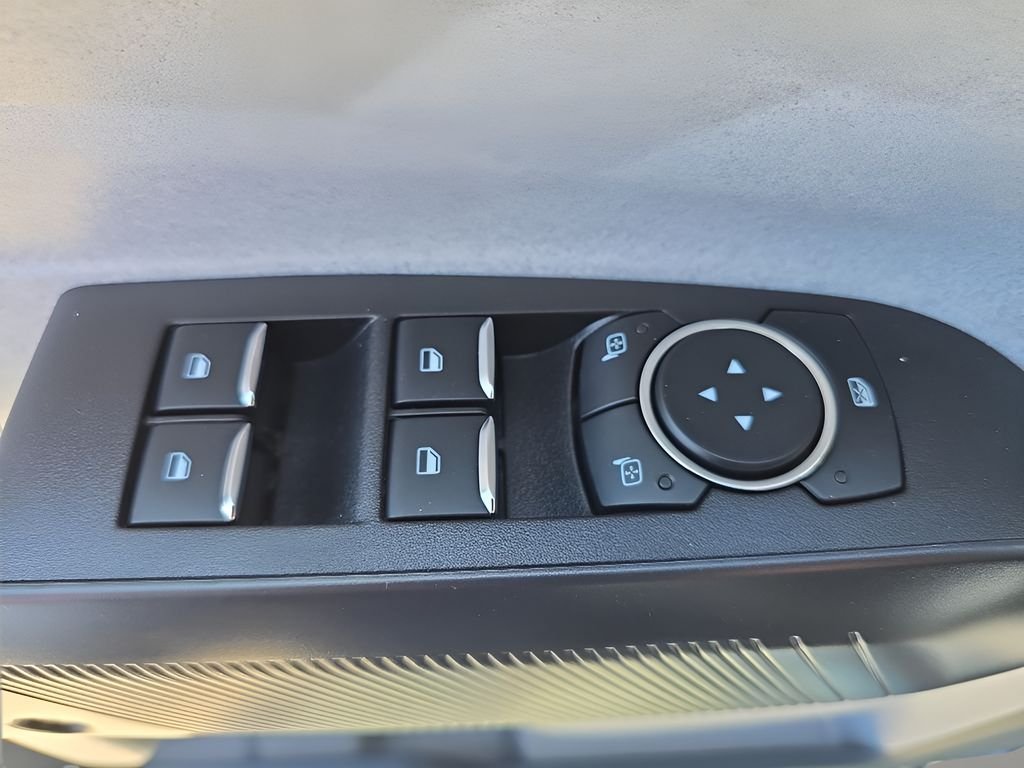 New 2026 Azure Gray Metallic Tri-Coat Ford XLT image 13