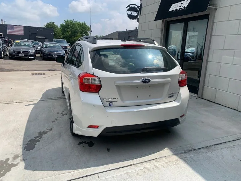 Used 2012 White Subaru 2.0i Sport Limited Wagon 4D image 13