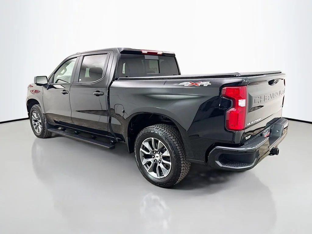 Used 2026 Black Chevrolet RST image 6