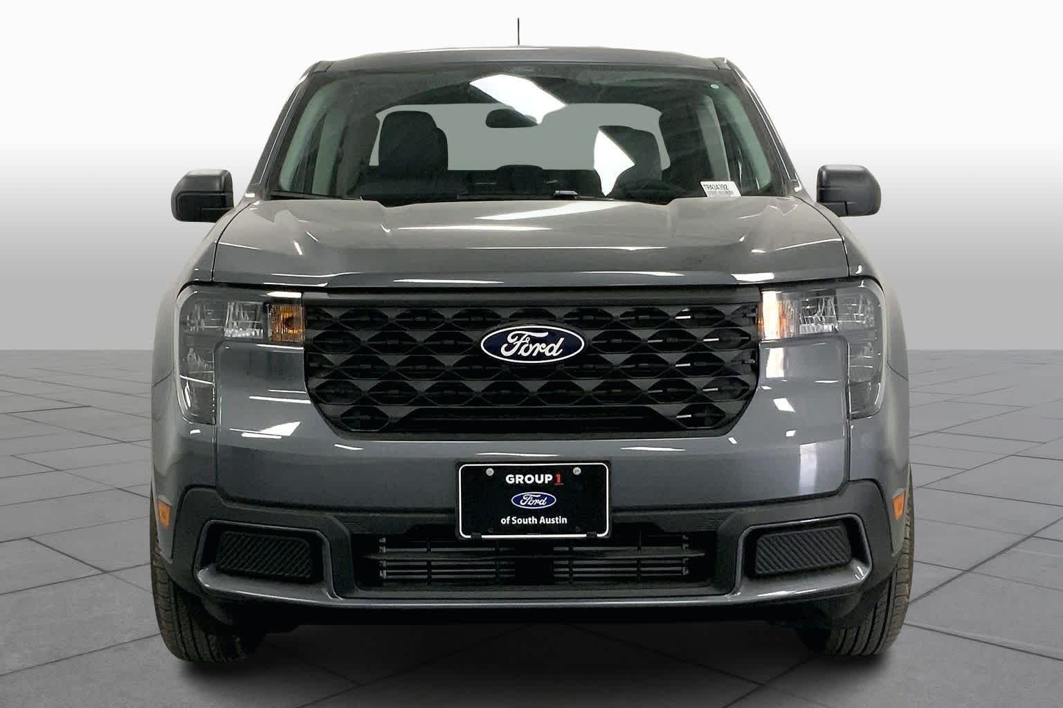New 2026 Carbonized Gray Metallic Ford XLT image 3
