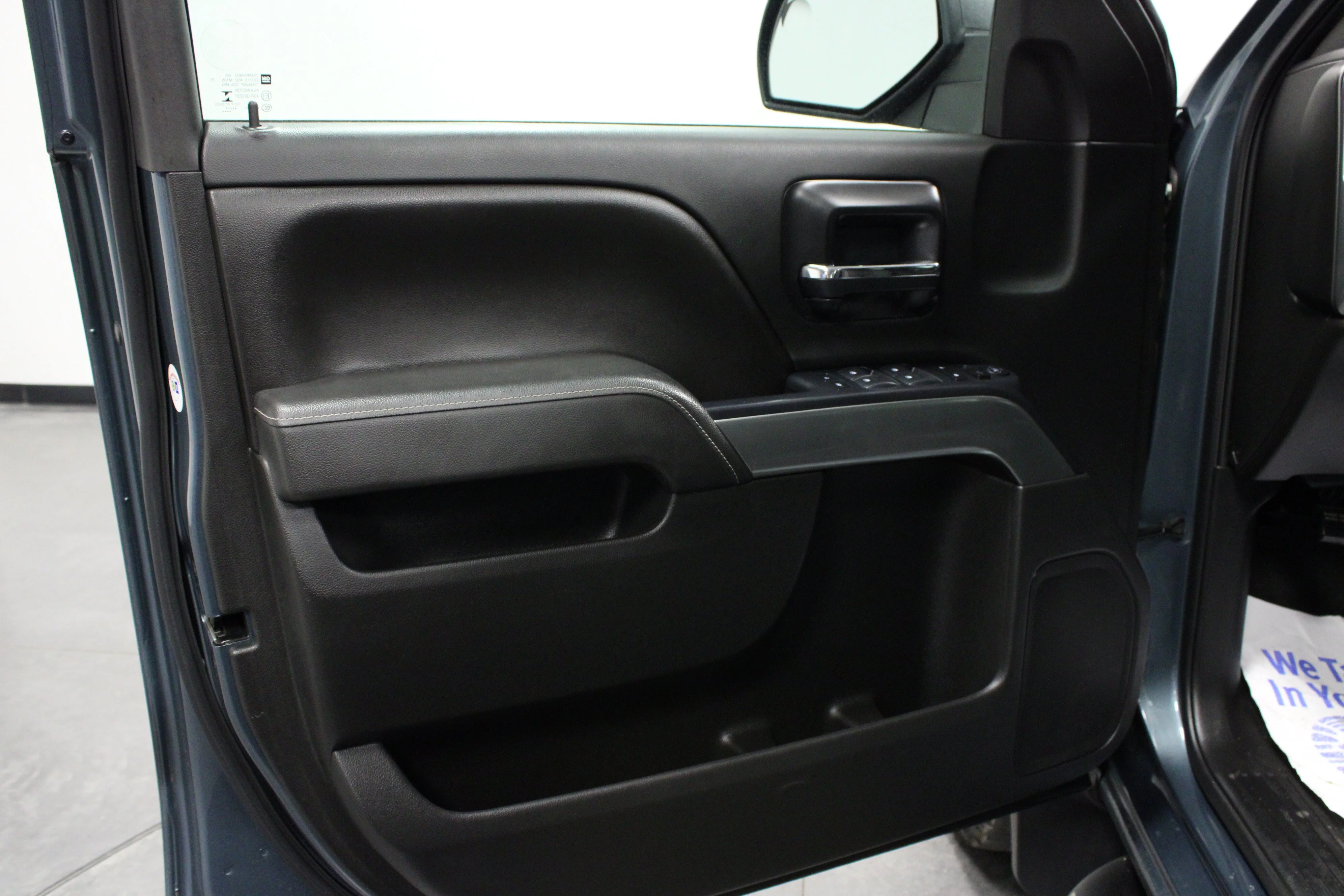 Used 2014 Blue Granite Metallic Chevrolet LT image 11